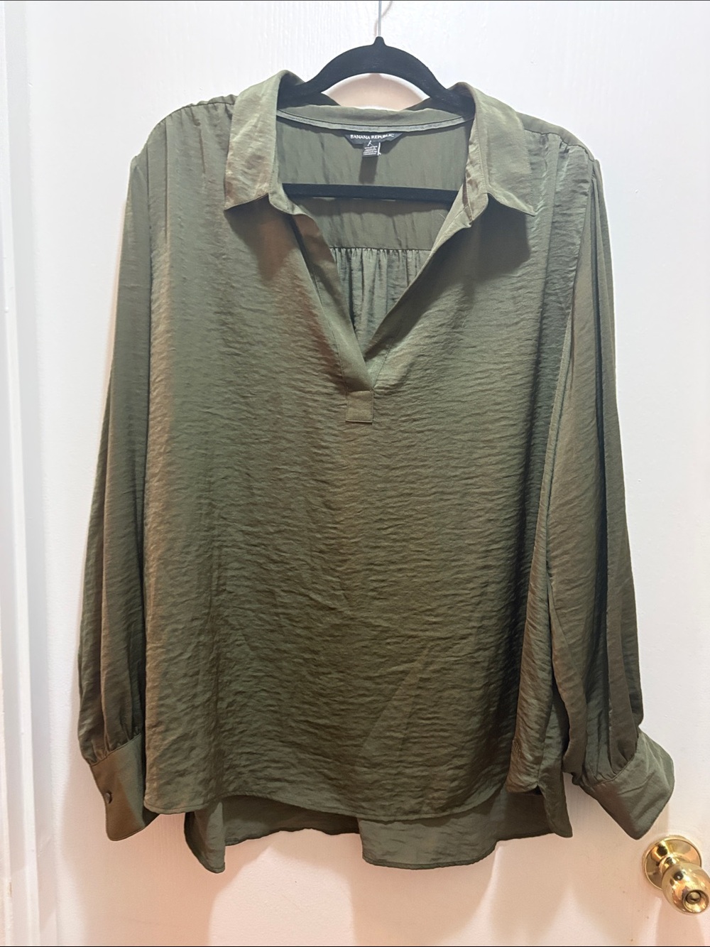 Banana Republic Olive Green V-Neck Long-Sleeve Tunic